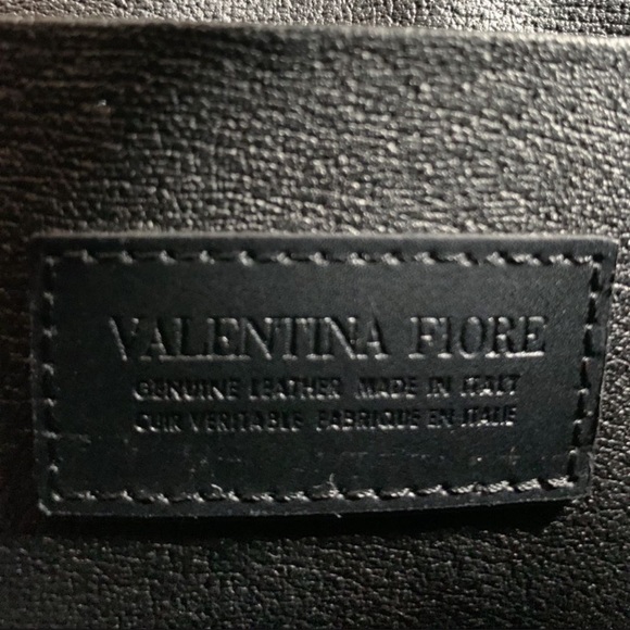 Valentina Fiore Saddle Bag - Picture 6 of 10